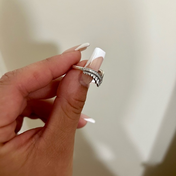 Pandora Princess Wishbone Ring - Picture 3 of 4